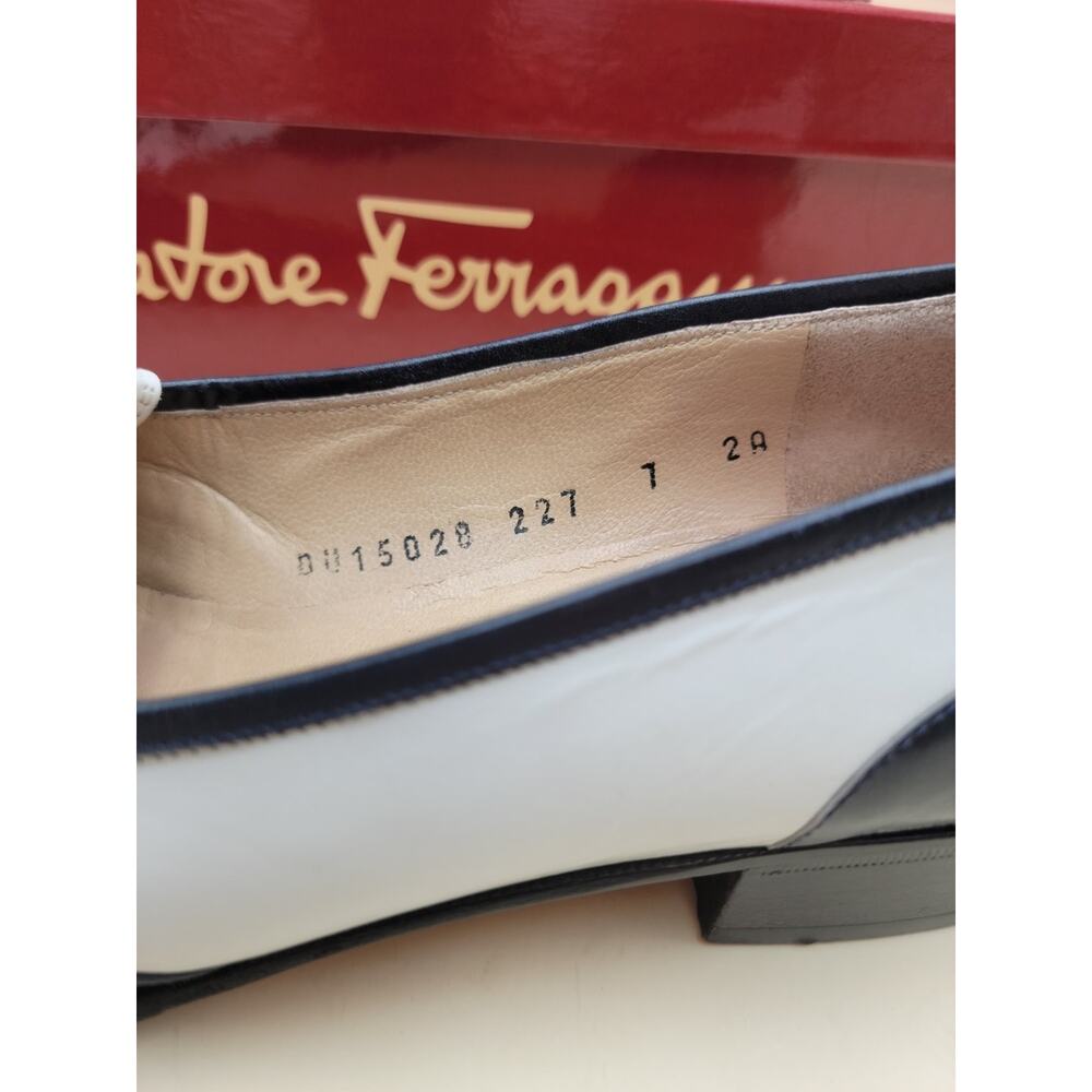 Vintage Salvatore Ferragamo 7 2A Black Leather Kiltie Tassel Loafer Flat Italy - Picture 6 of 12